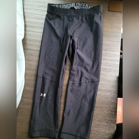 Under armour Capri spandex pants - Picture 1 of 3